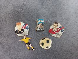 5 Stück Vintage Fussball-Pins inkl. WM 1994 Pins