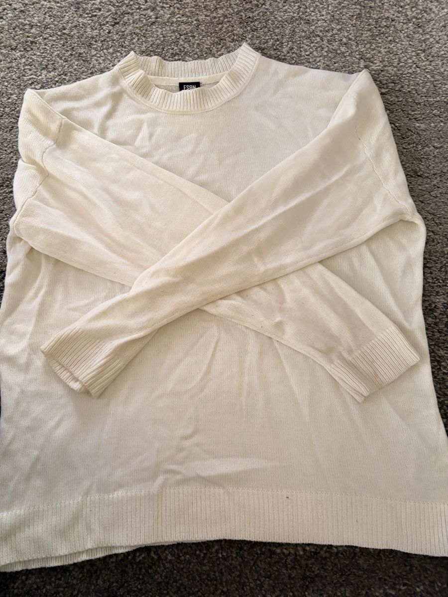 Lotti & Set di vestiti: 3 pulls taille M fille – Usato da Farvagny-le-Grand venduto da Nayanis 2