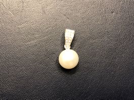 Perlenanhänger mit Pavé-Diamanten aus 18 Kt Weissgold Au 750