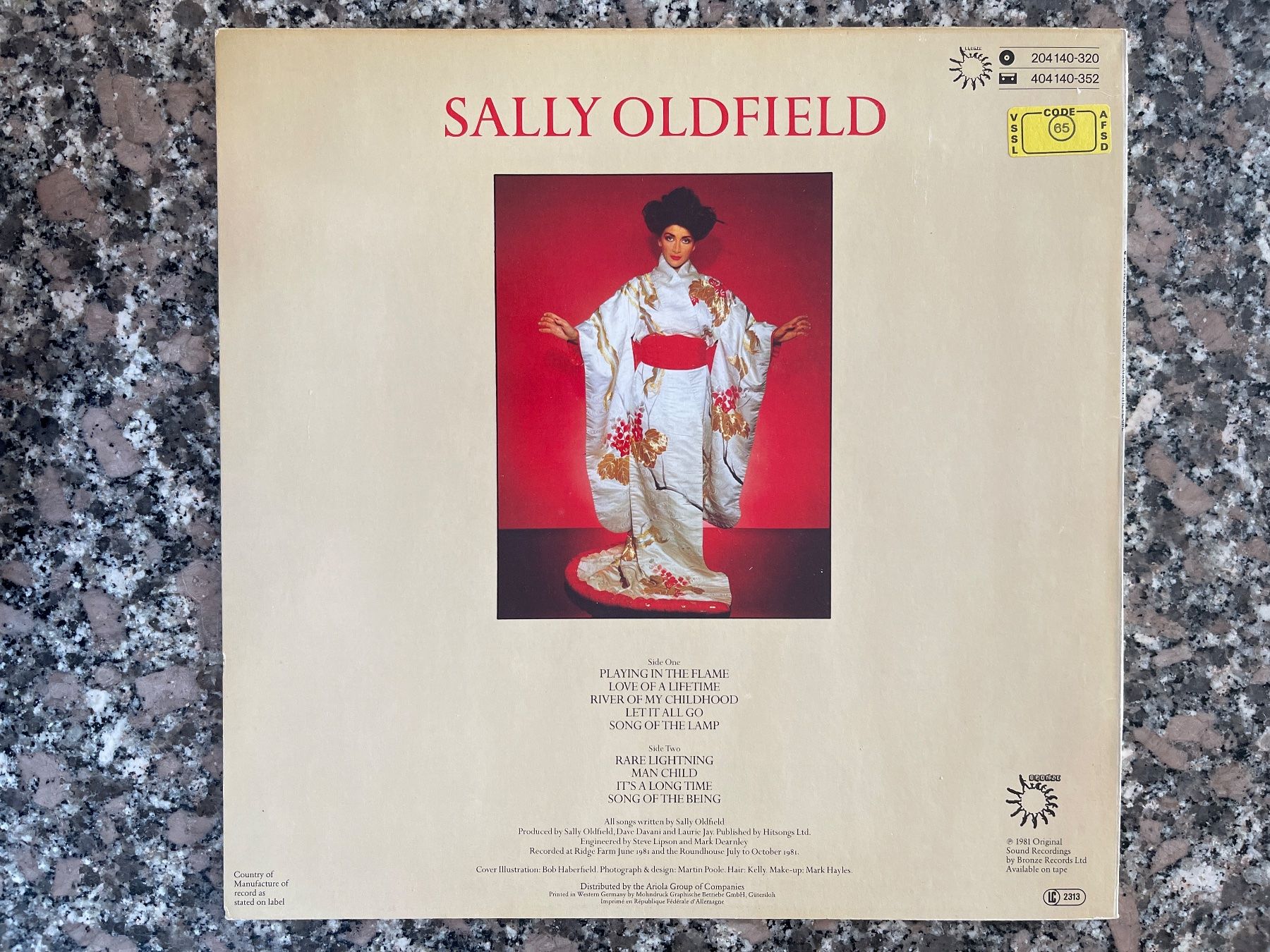 Dischi in vinile: A204/Sally Oldfield - Playing in the Flame – Usato da Frutigen venduto da Philippe_jsp 1