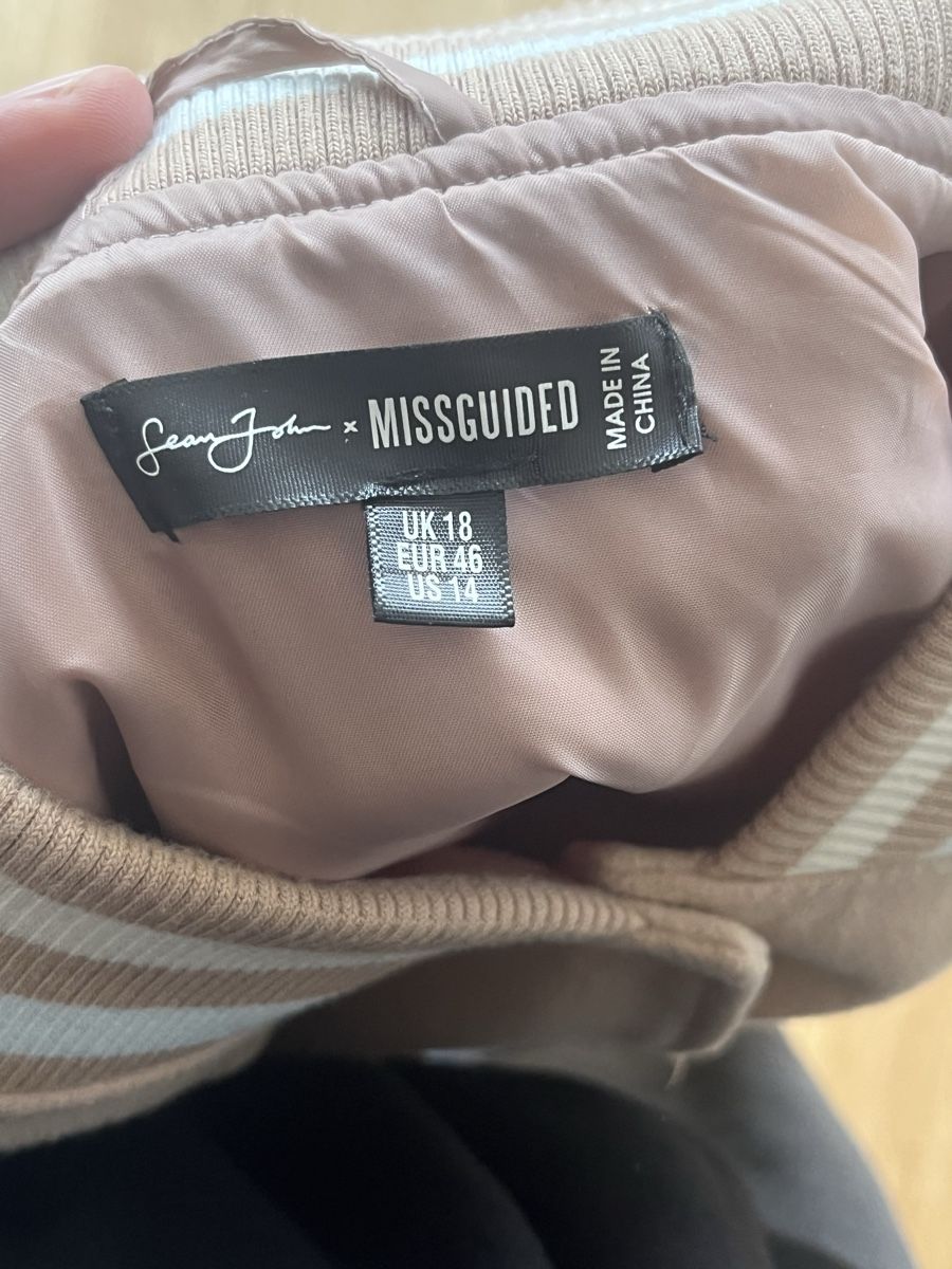 Sean John Giacche: Sean John Varsity Jacke – Usato da Liebefeld venduto da donetasy 4