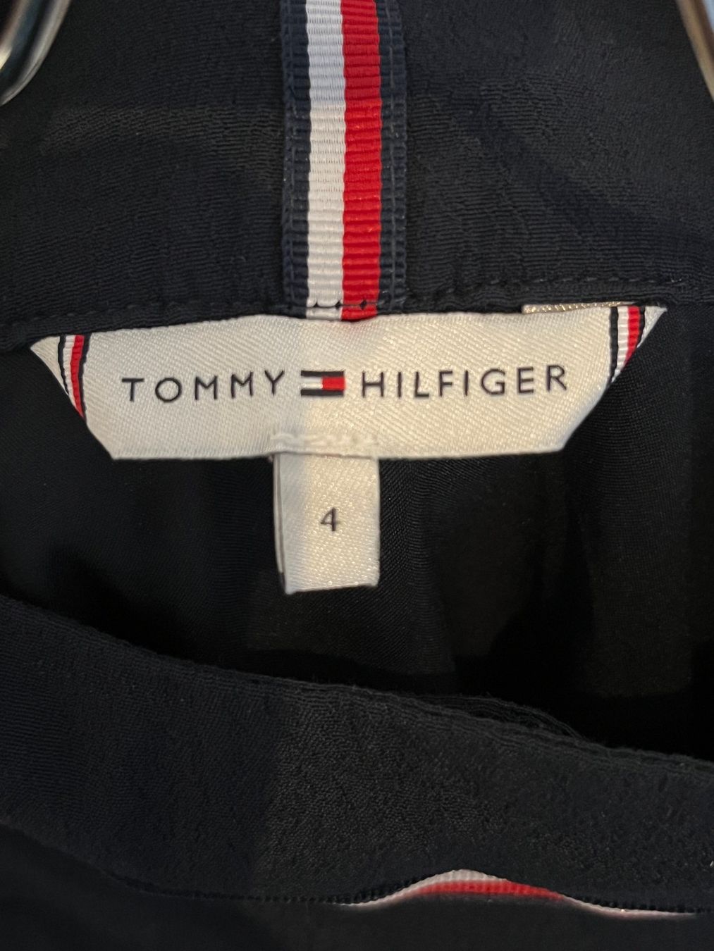 Tommy Hilfiger Gonne: Jupe bleu-marine, Tommy Hilfiger – Usato da Savagnier venduto da taianab 4