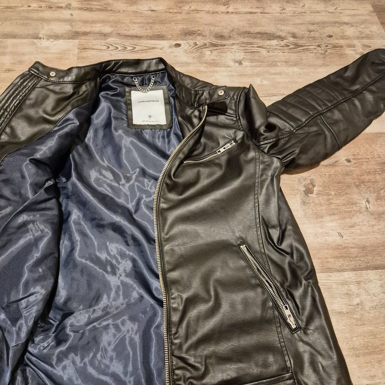 Giacche: Veste en simili cuir – Usato da Porrentruy venduto da Nos_petites_affaires 2