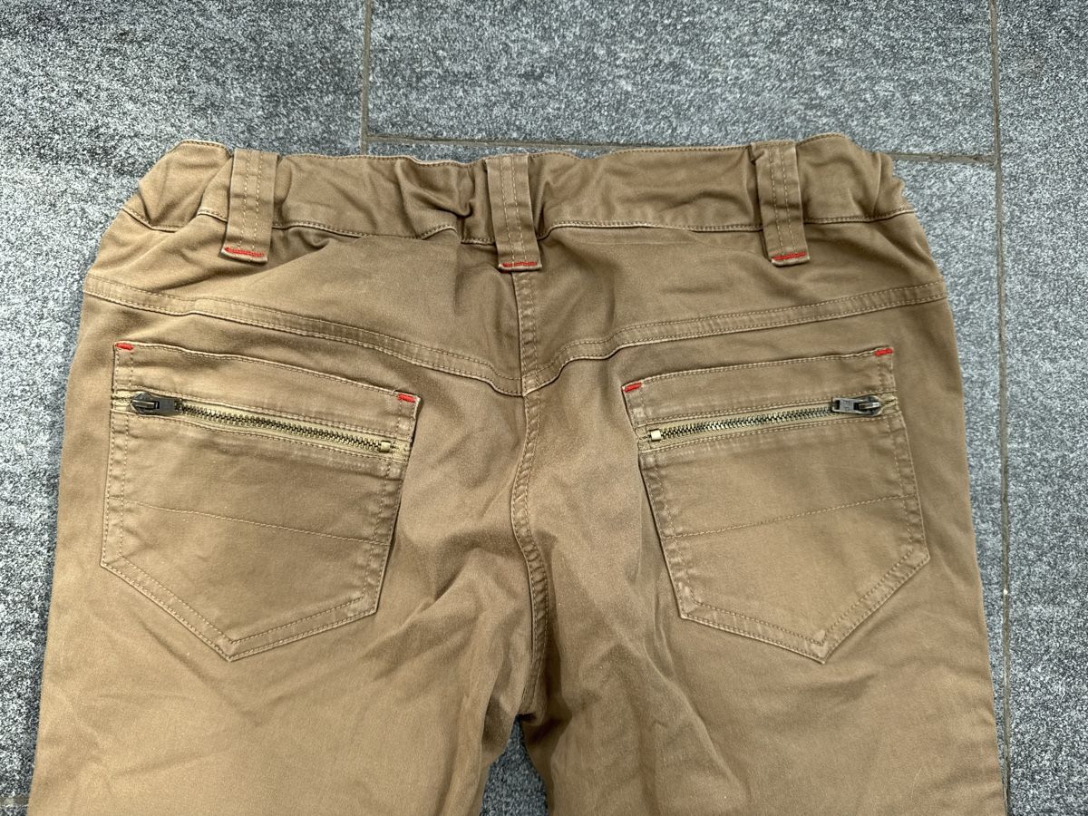 Catimini Pantaloni: CATIMINI Hose, Gr.ab 150cm – Usato da Strengelbach venduto da lana40 6
