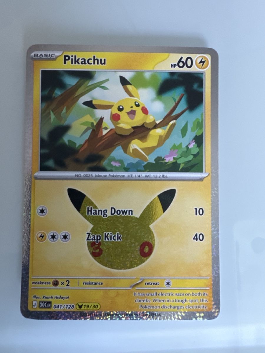 Pokémon Carte collezionabili: Pikachu 30th celebration pokemon – Nuovo (secondo la descrizione) da Effretikon venduto da lui_75tp