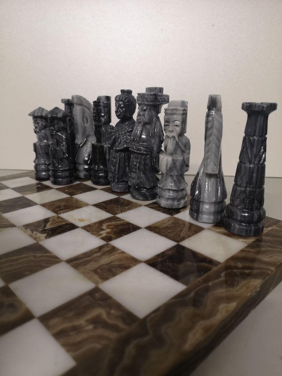 Spiele: Schachmarmor mit chinesischem Motiv. – Gebraucht aus Bern von Yunkom 7