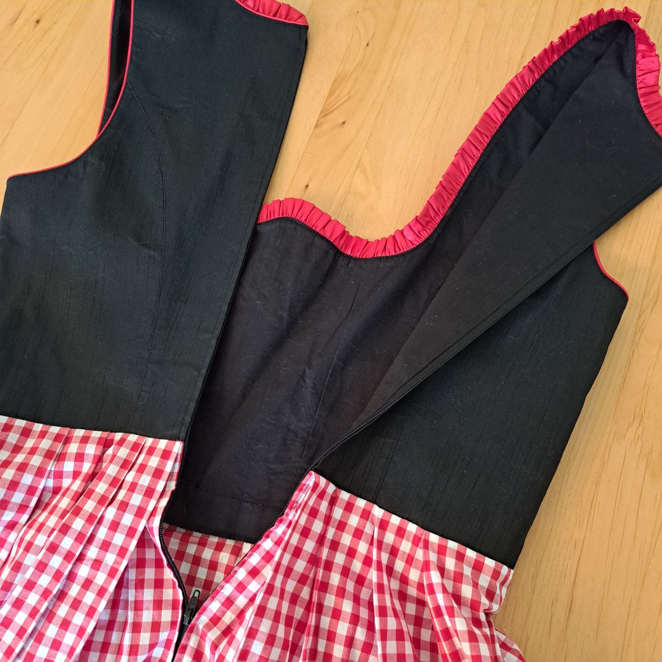 Costumi: Dirndl by Tchibo – Usato da Grüningen venduto da Tappio 8