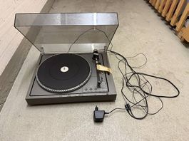Thorens Plattenspieler TD 105 L mit Schallplattensammlung