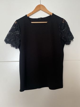 Damen T-Shirt schwarz Spitzenärmel Grösse L