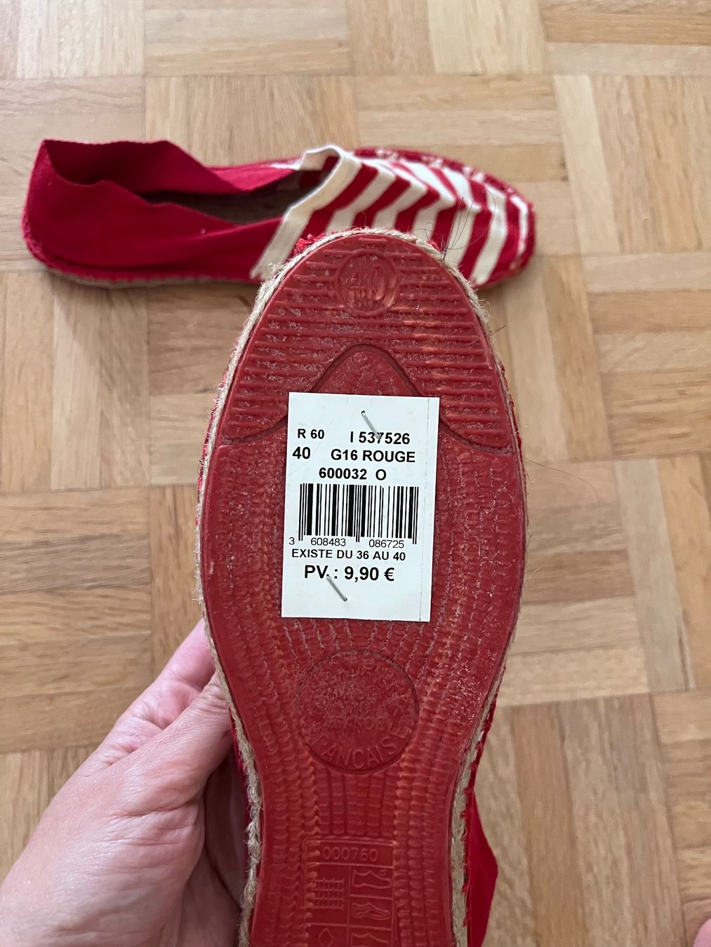 Scarpe da donna: Espadrilles rayées rouge et blanc taille 40 neuves – Nuovo e nell'imballaggio originale da Lausanne venduto da jen_jeon 2