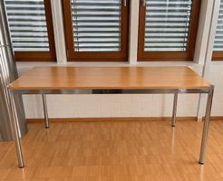 USM Tisch, Länge:150cm Breite: 75cm, Oberfläche aus Buche