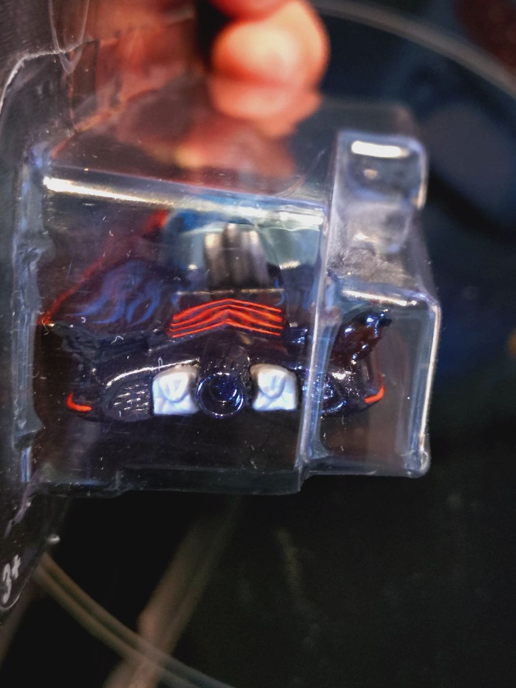 Hot Wheels Modellini d'auto: Hot Wheels TV Series Batmobile – Nuovo e nell'imballaggio originale da Zürich venduto da DiecastDude 2