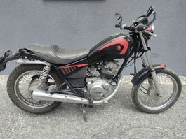 Yamaha EXPERTISEE SR125