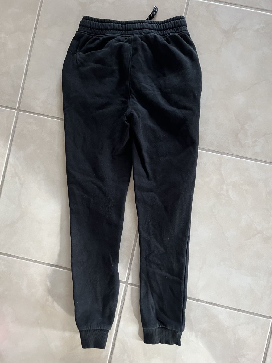 Hosen: Trainerhose Gr. 146 – Gebraucht aus Wallisellen von SPKWichtel 1