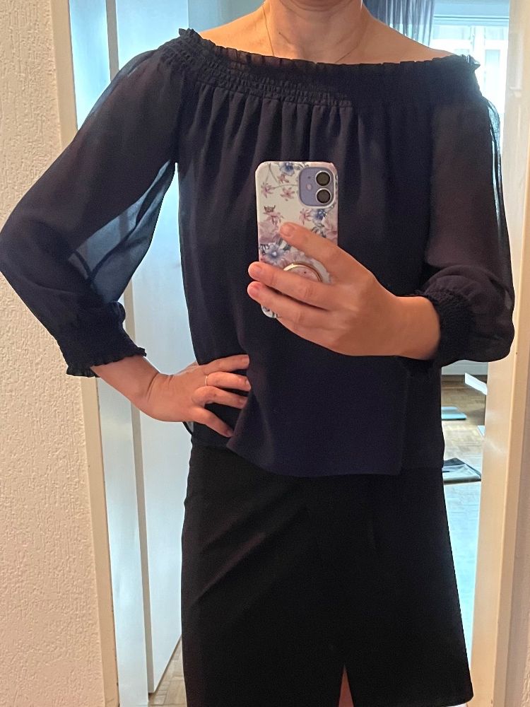 Camicette: Damen Off-Shoulder Bluse gr. 38 dunkelblau – Usato da Zürich venduto da Maggi1980 3