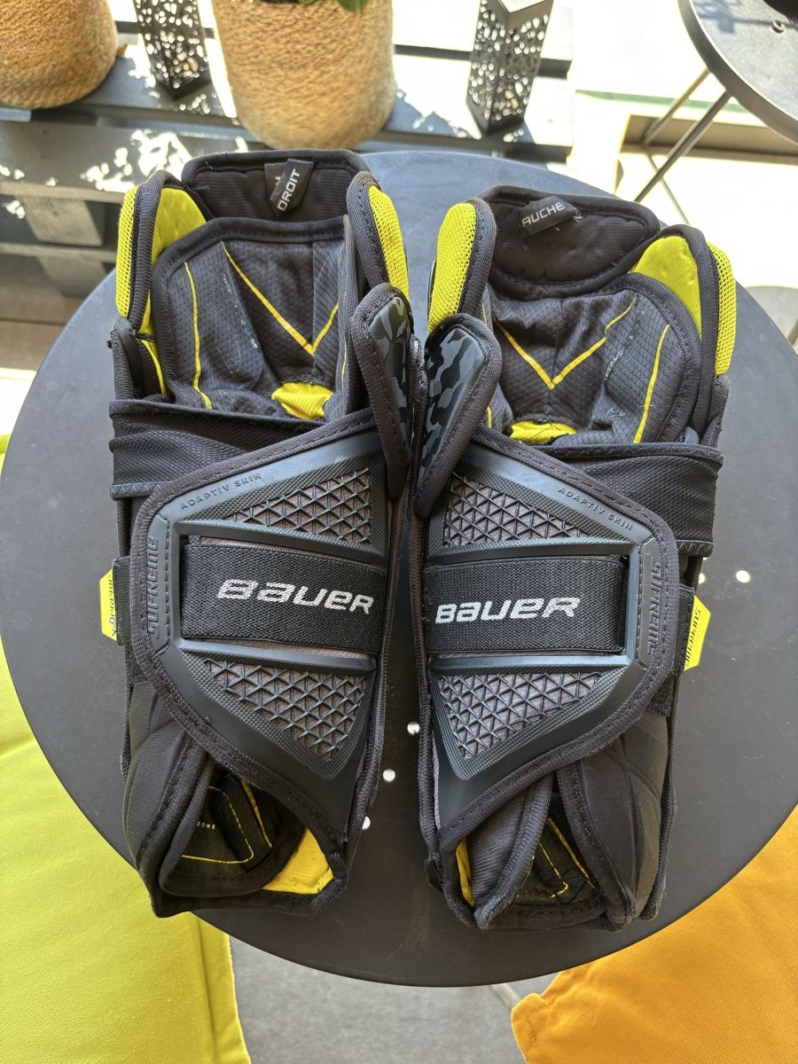 Bauer Protections: Bauer UltraSonic Schienbeinschoner – D'occasion à La Tour-de-Trême par ValGruyere 2