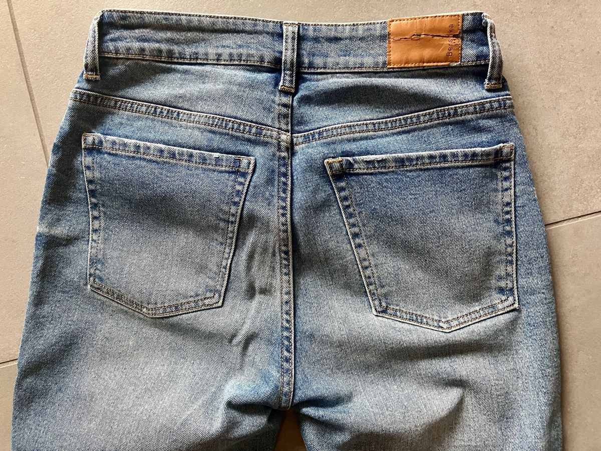 Bershka Jeans: Jeans donna Bershka – Usato da Lugano venduto da jfo_7lsm 3