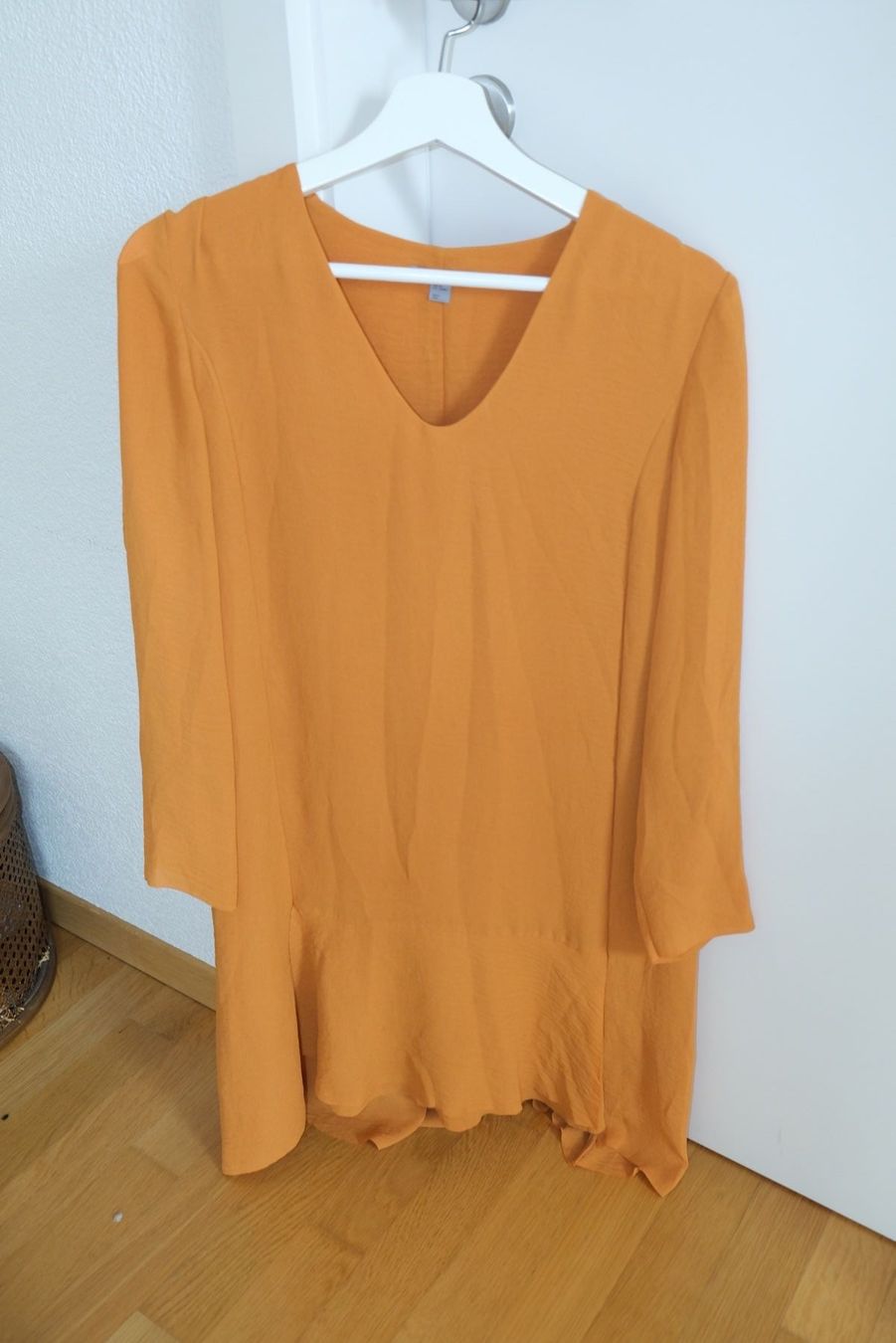 Cos Vestiti: Cos Kleid – Usato da Zürich venduto da crausc 1