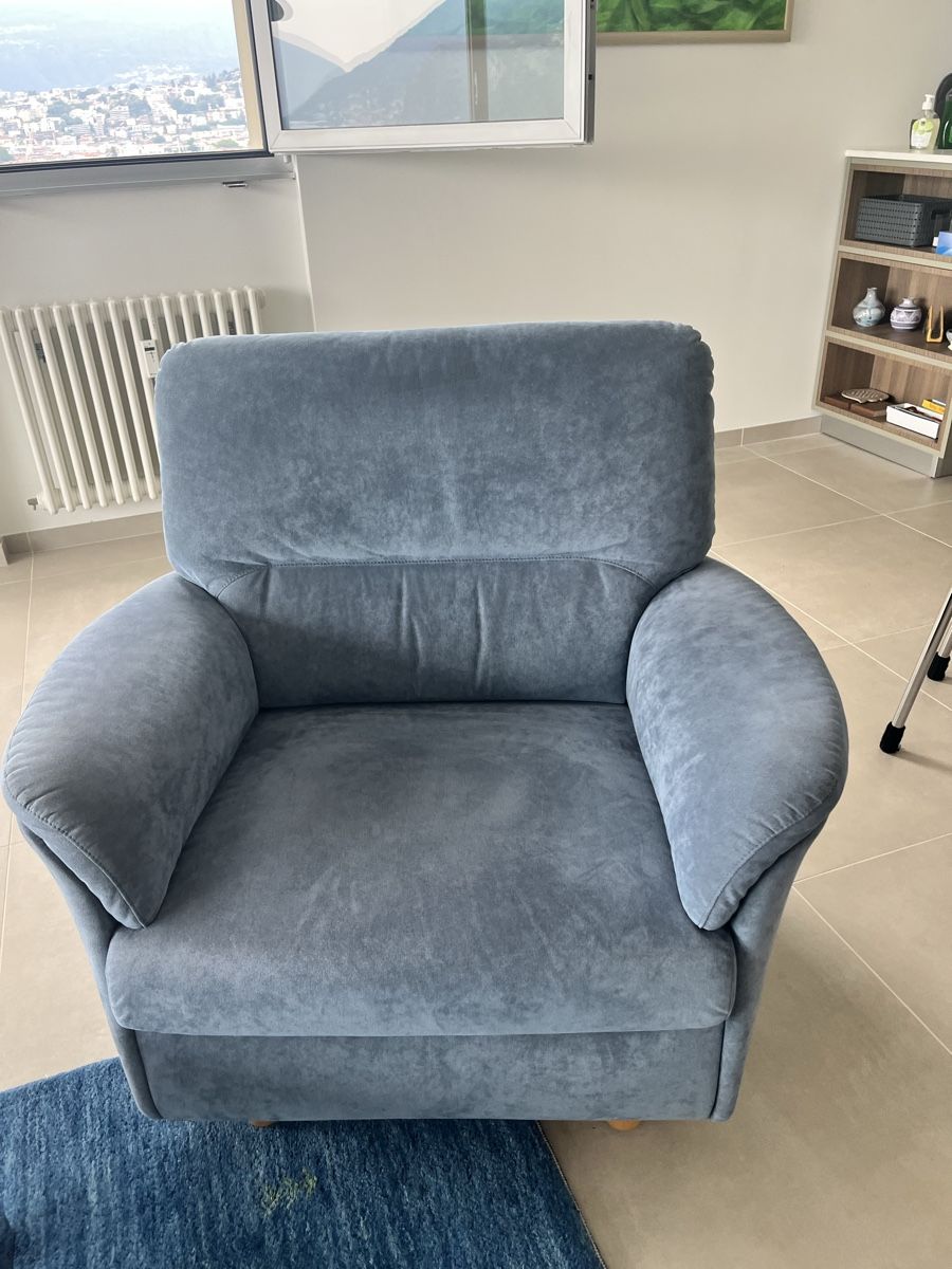 Sofas: Divano e Poltrona – D'occasion à Castagnola par mdwildberger 3