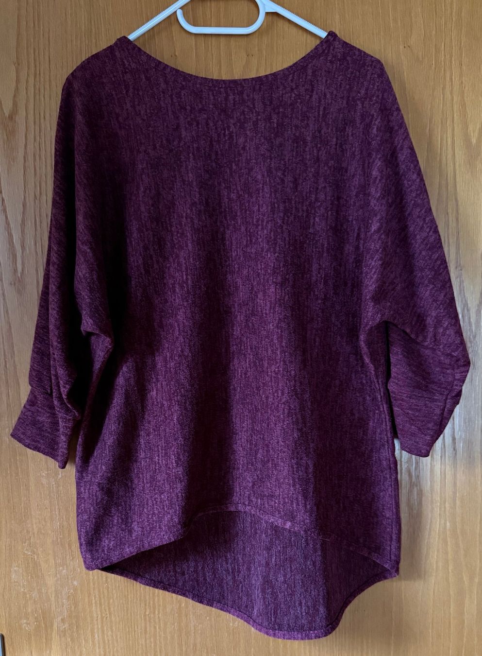 Pulls & Sweat-shirts: Pulli Today, grau-rot – D'occasion à Zäziwil par kreative-ideen