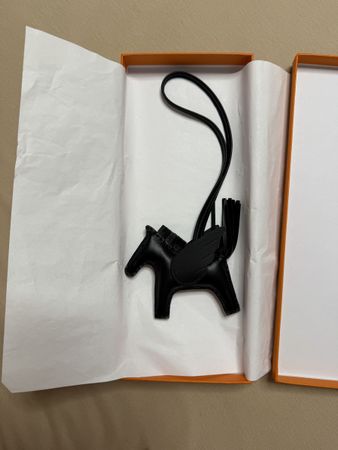 Hermès Pegasus Anhänger Leder Schwarz - wie neu ❤️