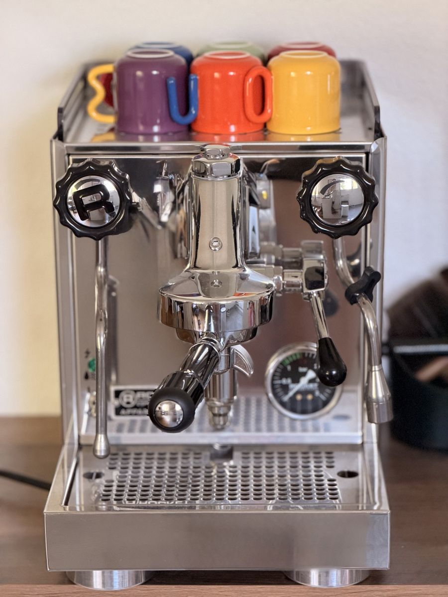 Rocket Machines à café & Machines à expresso: Rocket Appartamento inkl. Eureka Mignon Specialità  – D'occasion à Adliswil par cat_qjf6 1