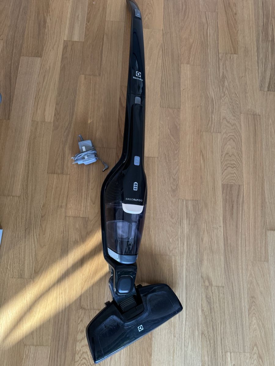 Electrolux Aspirapolveri & Accessori: Elektrolux Ergo Rapido – Usato da Basel venduto da Tizi.L
