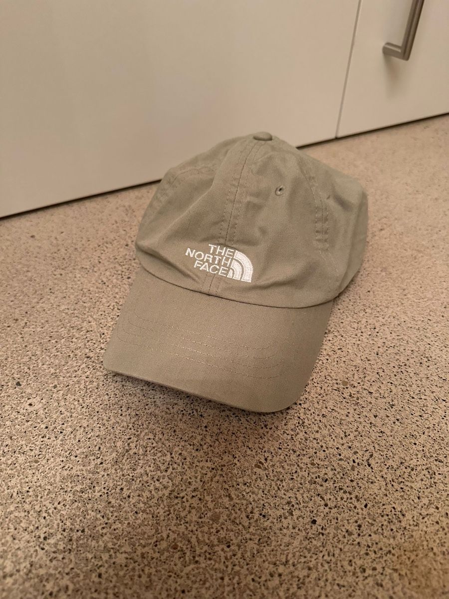 North Face Altro in  Abbigliamento & Accessori: The North Face Cap – Nuovo (secondo la descrizione) da Neukirch-Egnach venduto da Suenneli7