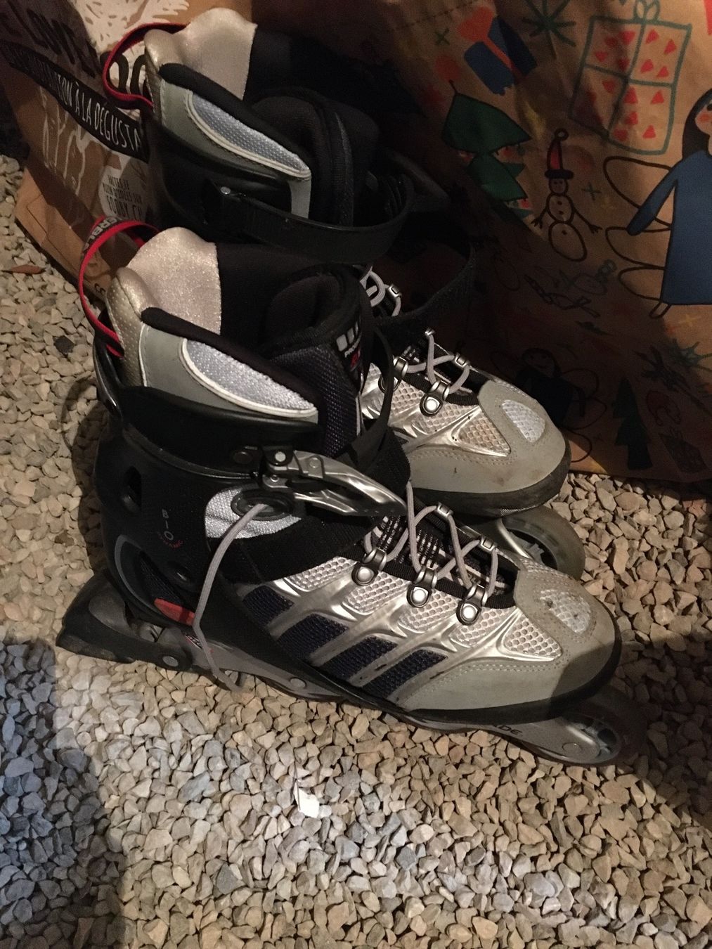 Patins à roul. & inline: Rollers – D'occasion à Neuchâtel par Tradeboi