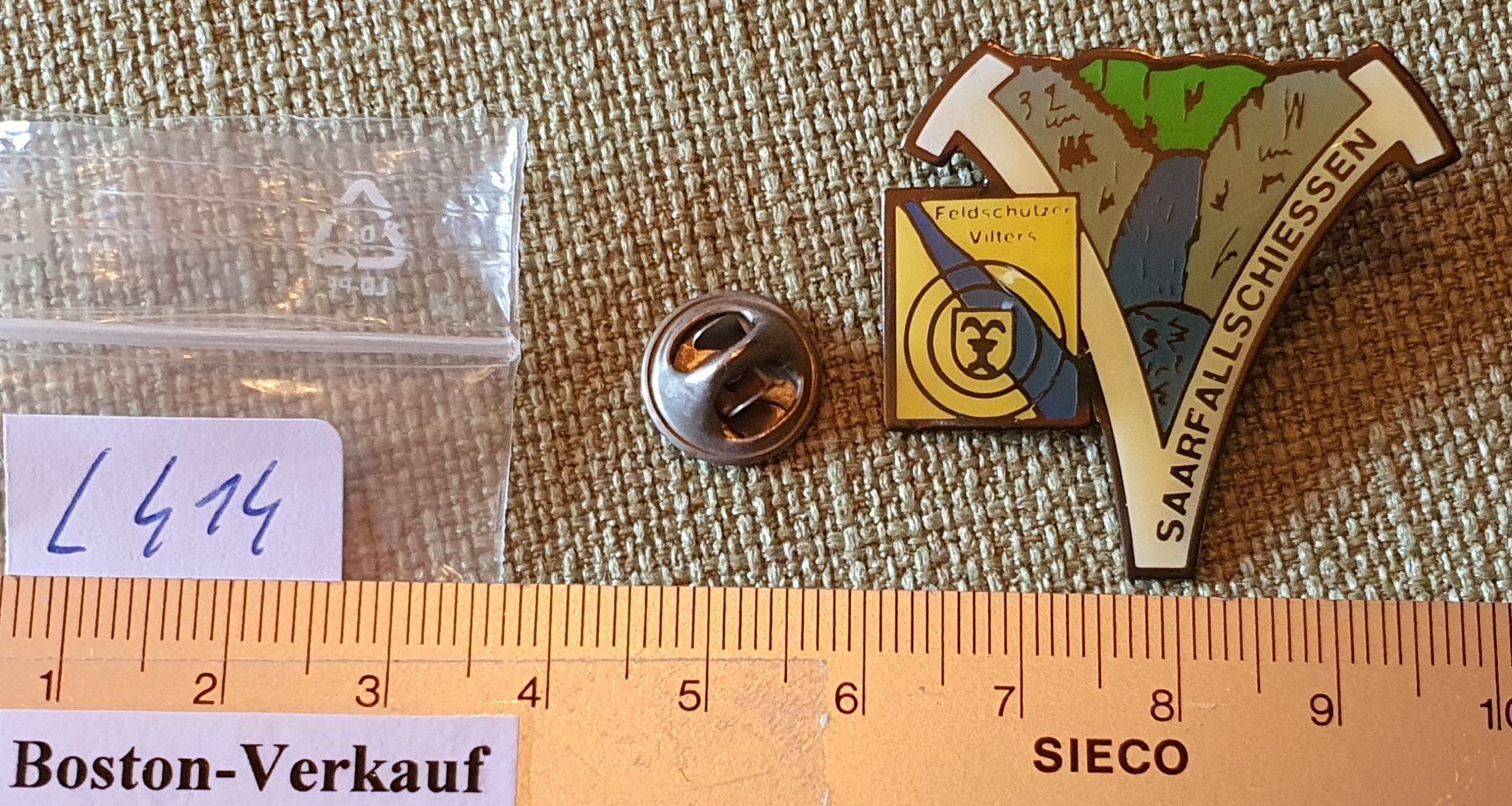 Placchette & Badge: L414 - Pin Feld Schützen Saarfallschiessen – Usato da Reinach BL venduto da Boston-Verkauf 2
