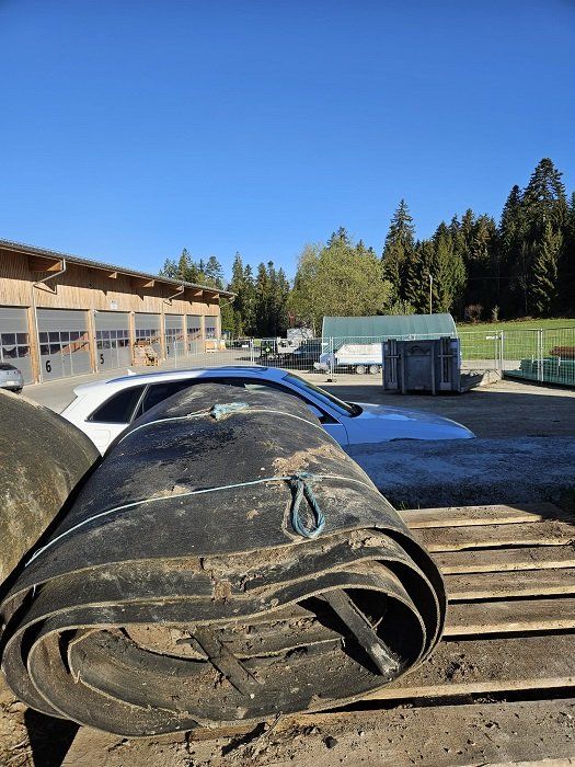 Macchine per carico, silaggio e trasporto: Förderband - Gummi  - Rollen – Usato da Schwarzenegg venduto da Stakro 2