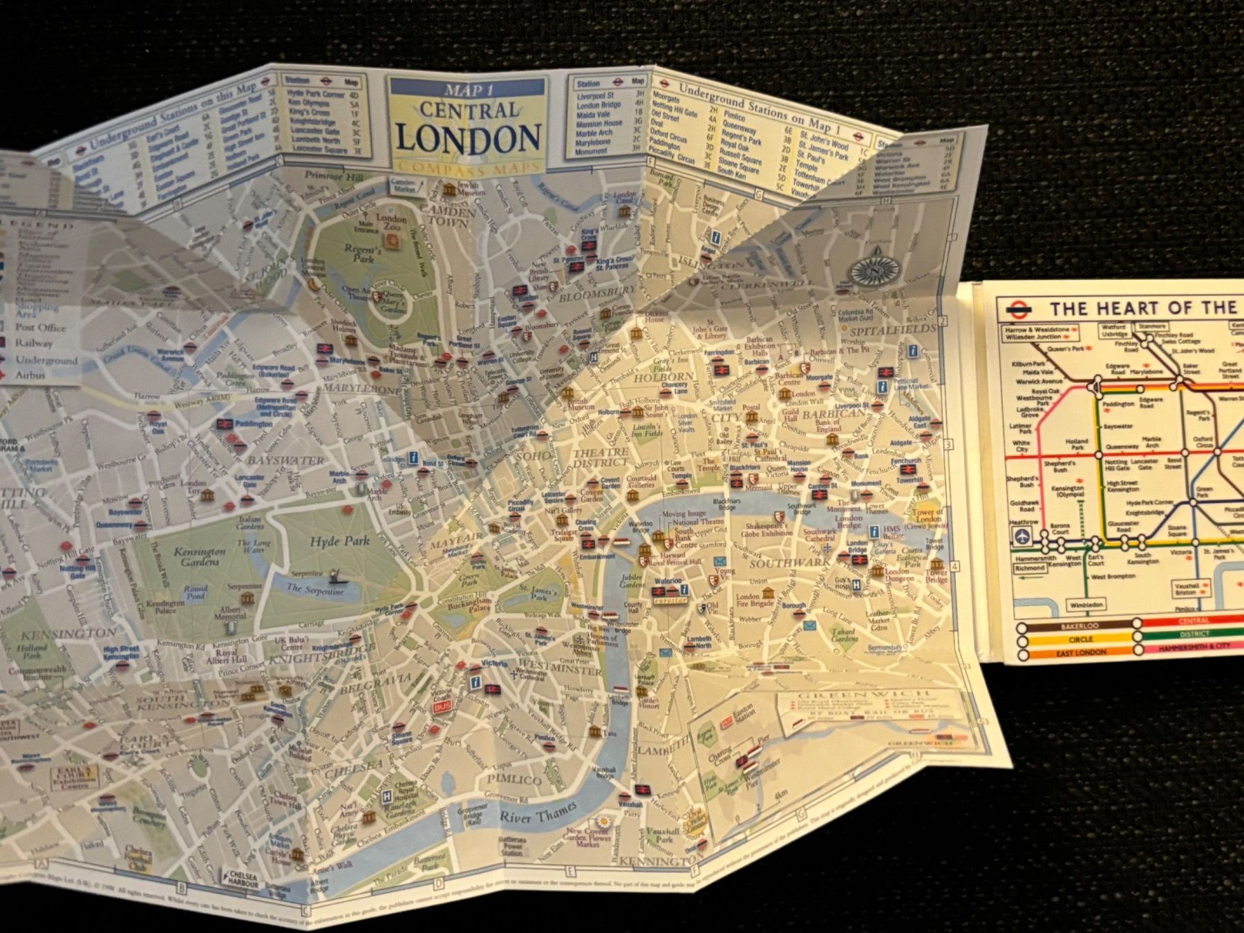 Cartine & Atlanti: Mini guide / plan de ville pliable de Londres / London – Nuovo (secondo la descrizione) da Clarens venduto da Scottoara 3