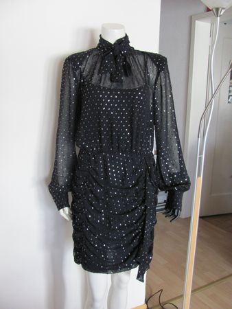 MarcCain Kleid schwarz mit Schleife und Punkten Grösse 40