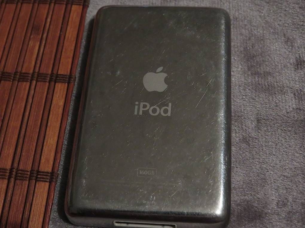 Lecteur media portable: iPod Classic 160 GB (7. Gen, Thin) – D'occasion à Pratteln par lupo_cattivo 1