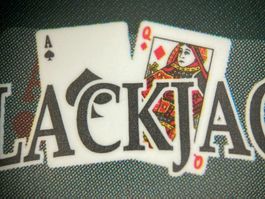 Blackjack Basis Strategie Info-Karte