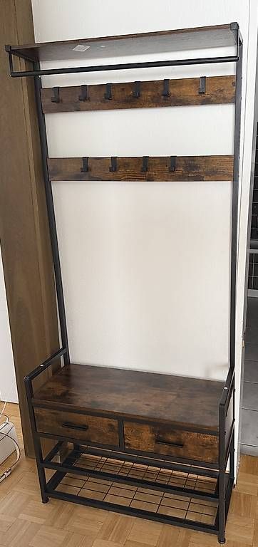 Guardaroba: Garderobe – Usato da Zürich venduto da car_55kf
