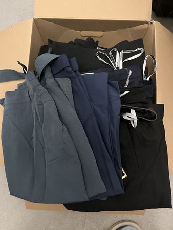 Kleider Paket