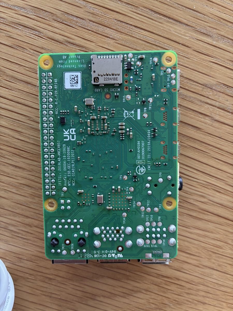 Raspberry Pi PC: Raspberry Pi 4 Model B 2GB - mit Zubehör – Usato da Cham venduto da MaxBraten 2