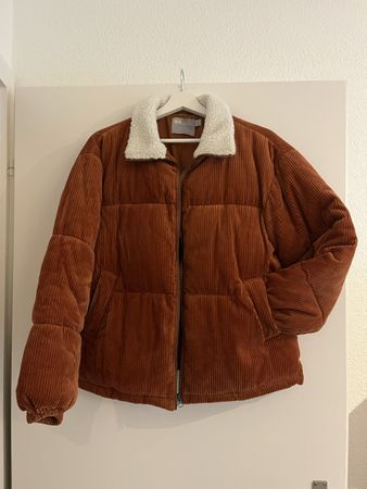 Warme ASOS Winterjacke, Grösse 38, guter Zustand!
