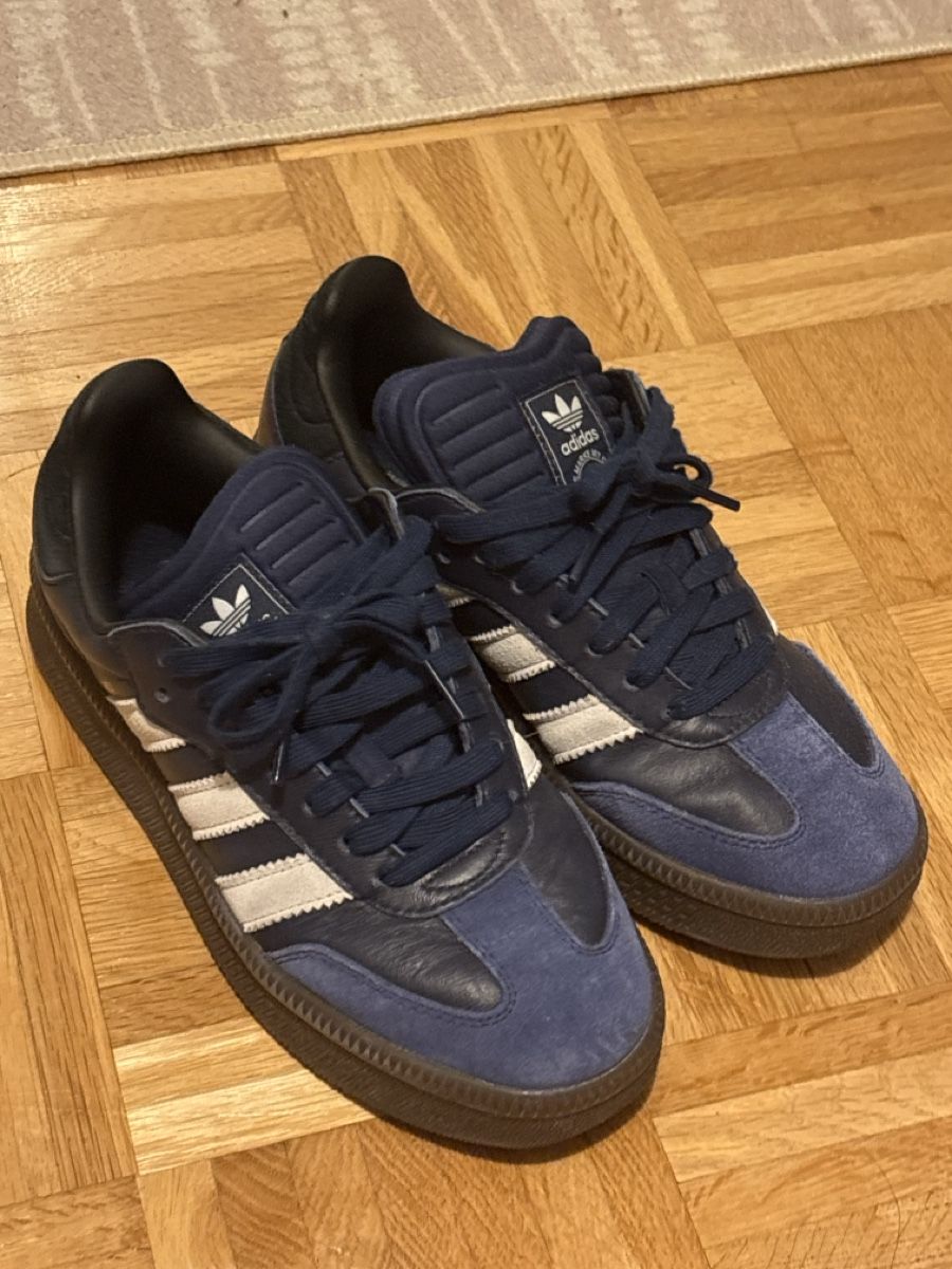Adidas Chaussures hommes: Adidas Samba dunkelblau – Neuf (Voir description) à Solothurn par con_sk82