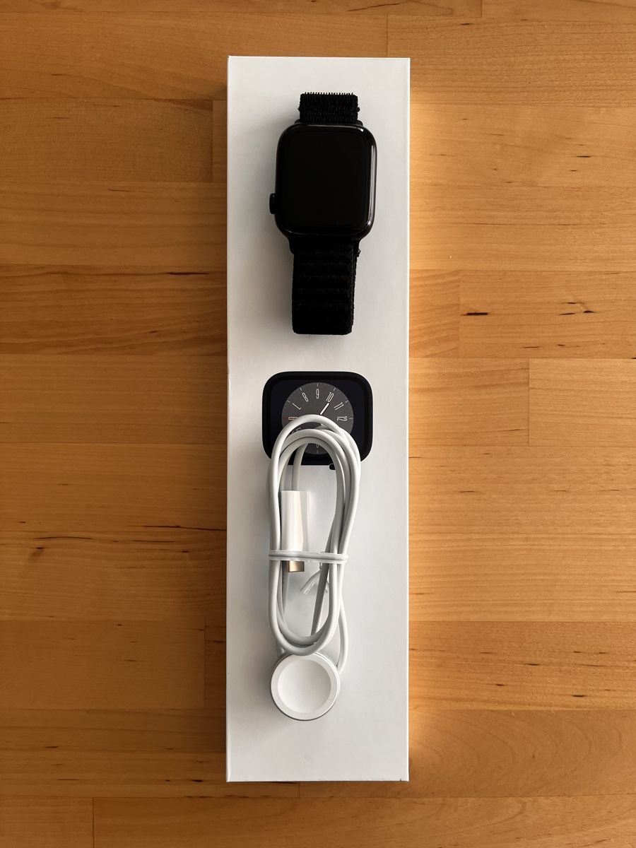 Apple Smartwatch: Apple Watch Series 8 GPS – Usato da Thun venduto da VintageKameras