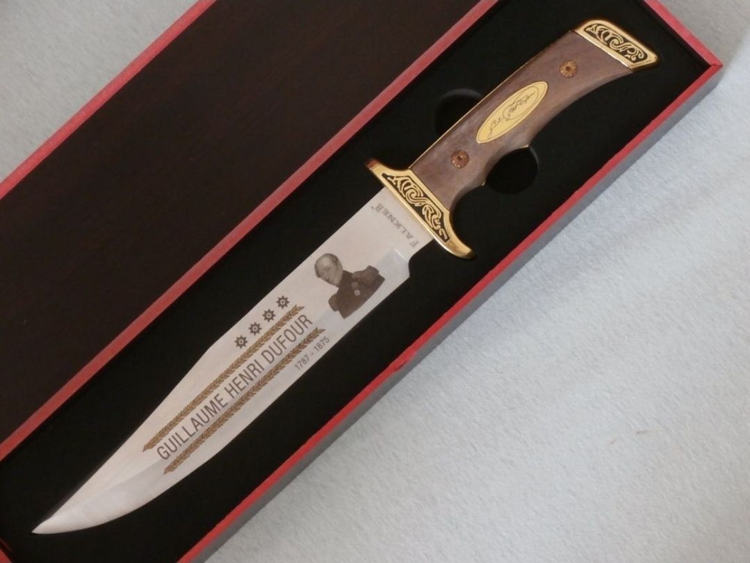 Coltelli: Messer Generäle der Schweiz 4x – Nuovo e nell'imballaggio originale da Dorf venduto da Messer-Schweiz 2