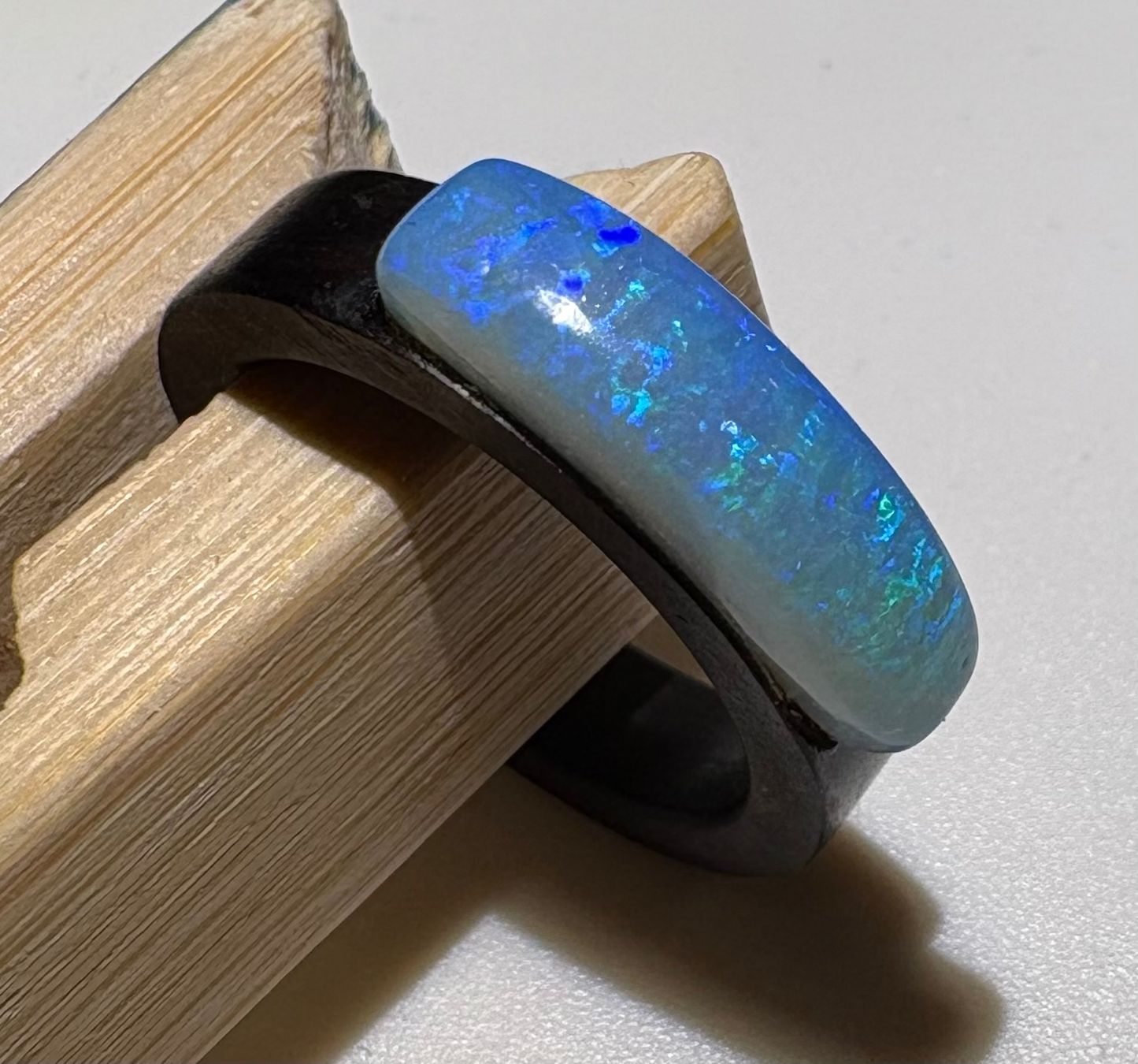 Anelli: Opal Ring Mooreiche, Gr.54, Coober Peedy Australien – Nuovo (secondo la descrizione) da Wilen b. Wil venduto da Tschirio 1