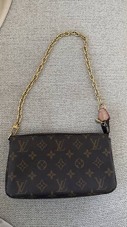 Borse da donna: Louis Vuitton Pochette in Monogram Canvas  – Usato da Schlieren venduto da kumsal.aykac 1