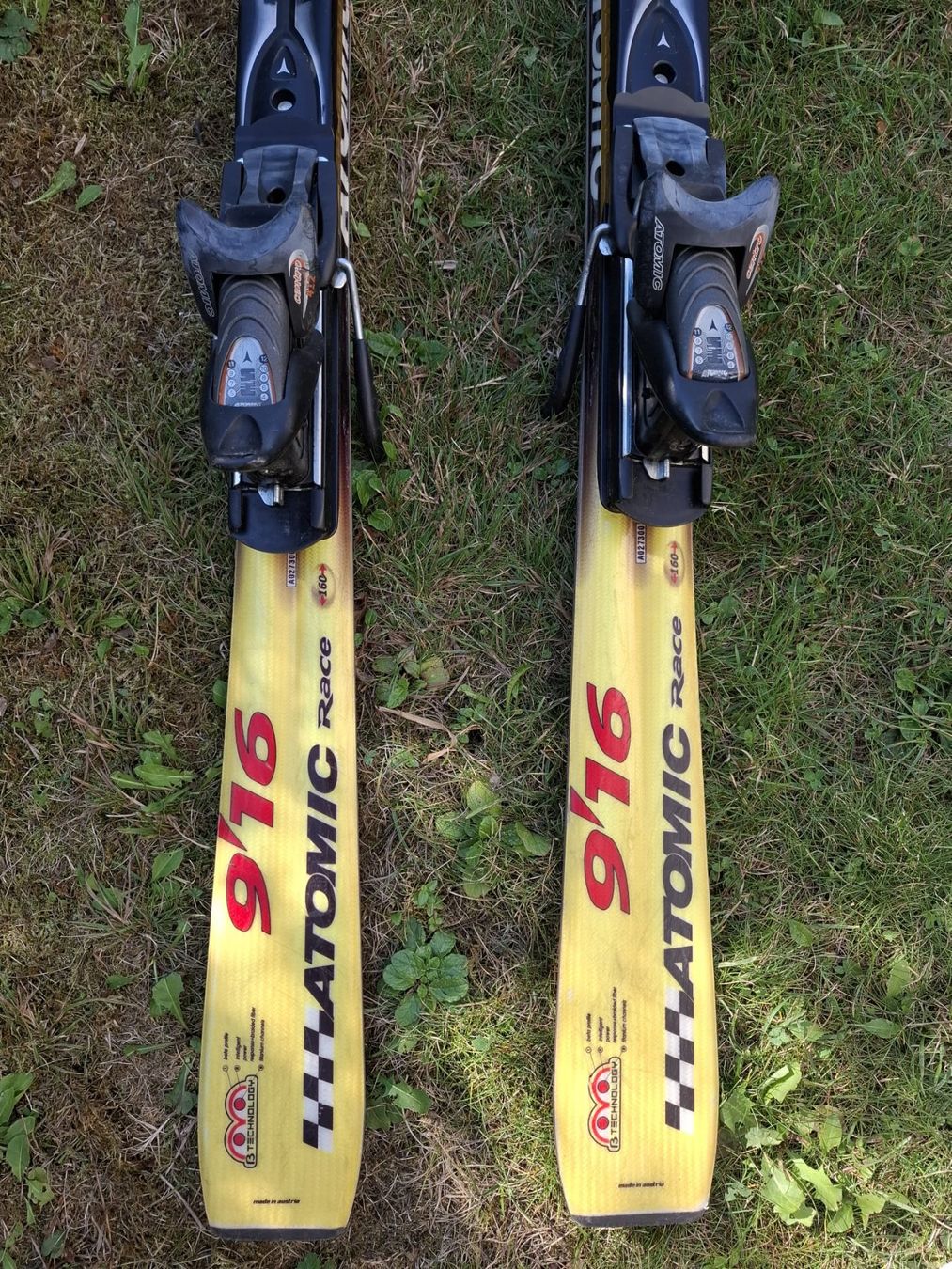 Atomic Sci: Atomic Race Beta Race 9.16, 160 cm, mit Bindung – Usato da Horw venduto da Supervannie 1