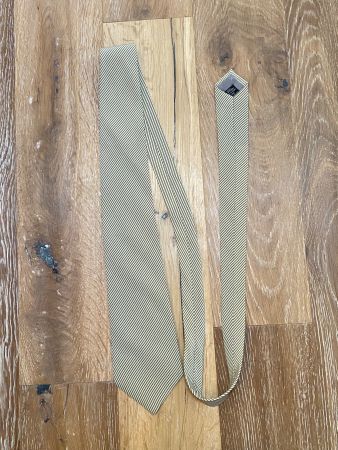 Beautiful vintage GIORGIO ARMANI silk tie