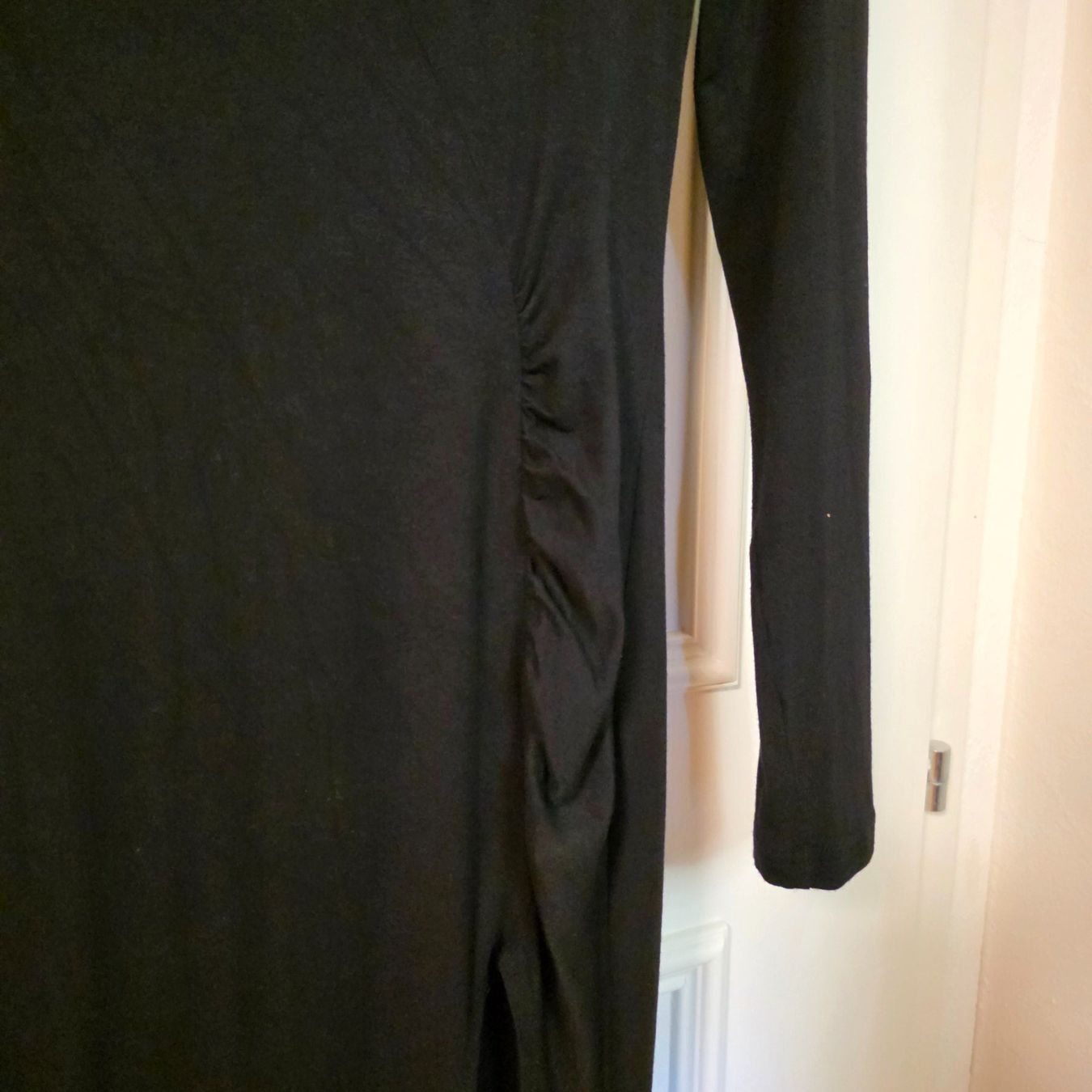 Shein Kleider: Schwarzes, elegantes Maxikleid mit Schlitz, Grösse M – Gebraucht aus Wald ZH von CapLux 4