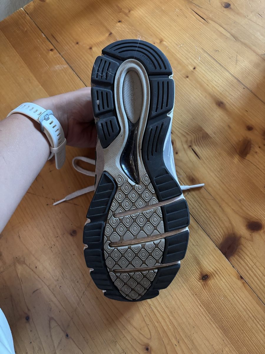 New Balance Damenschuhe: New Balance, Grösse 40.5 – Gebraucht aus Richterswil von MelBaumann 1