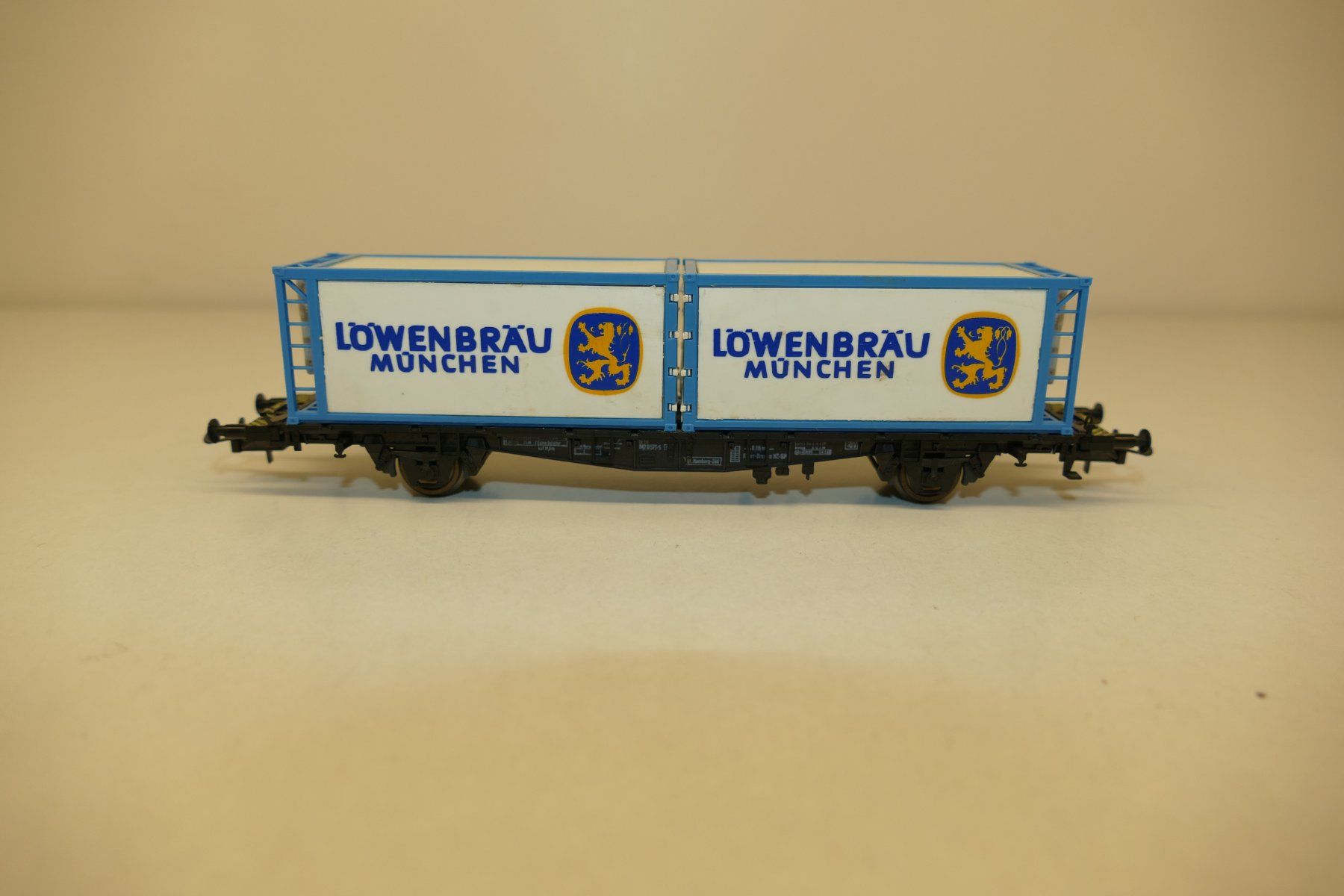 Modelleisenbahnen: Röwa H0: RIV Containerwagen Löwenbräu München – Neu (gemäss Beschreibung) aus Niederhasli von rail-duerst 2