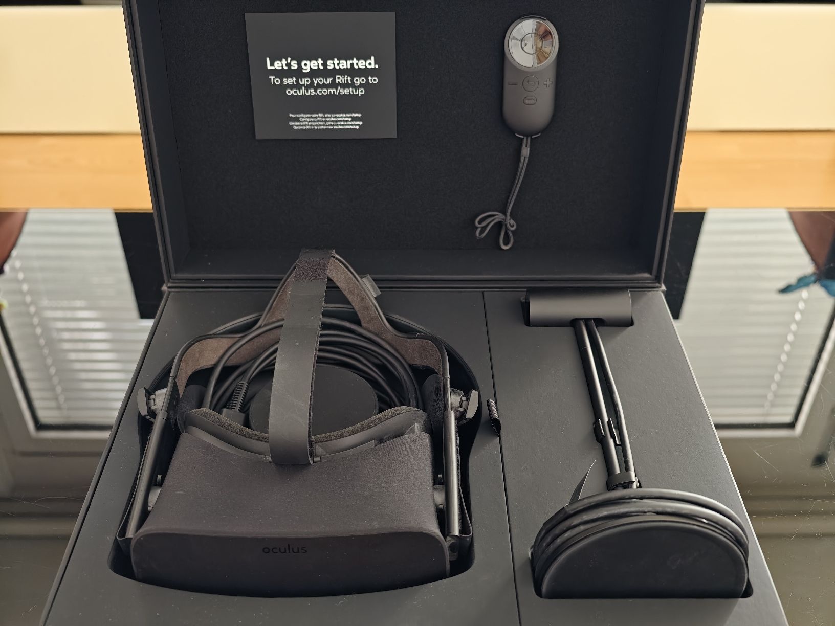 Meta Casque VR: Oculus Rift CV1 mit Sensoren und Controller – D'occasion à Luzern par gabriel.z 3